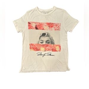 Novelty Marilyn Monroe Cream Signature Tee